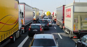 Kraj rozšíří systém vážení přetížených kamionů, na pokutách vybral už 25 milionů, investuje je do oprav silnic
